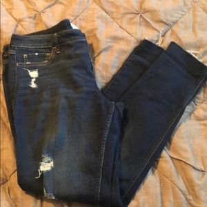 15R Hollister low rise super skinny jeans